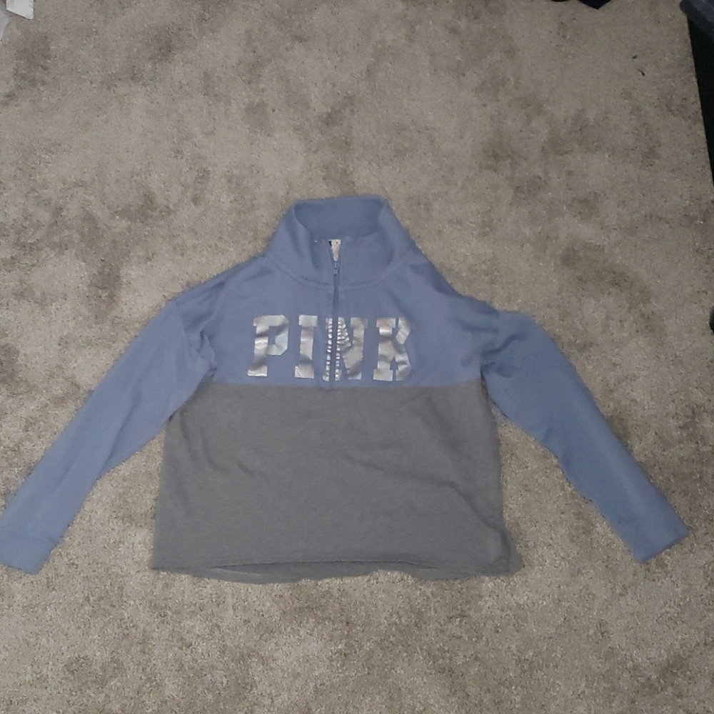 Size Medium Clothes Bundle - Picture 3 of 6